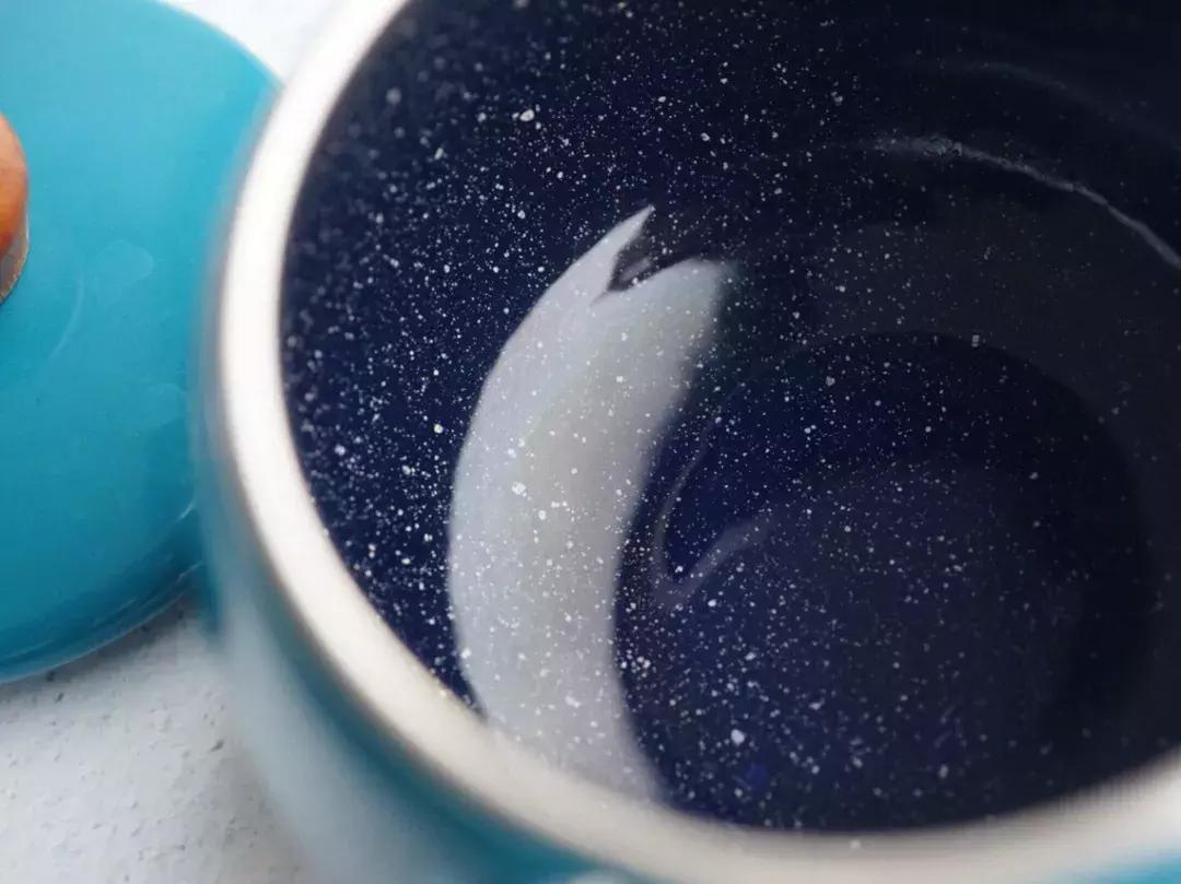 喝水选择自己喜欢的杯子,选择喝水的杯子