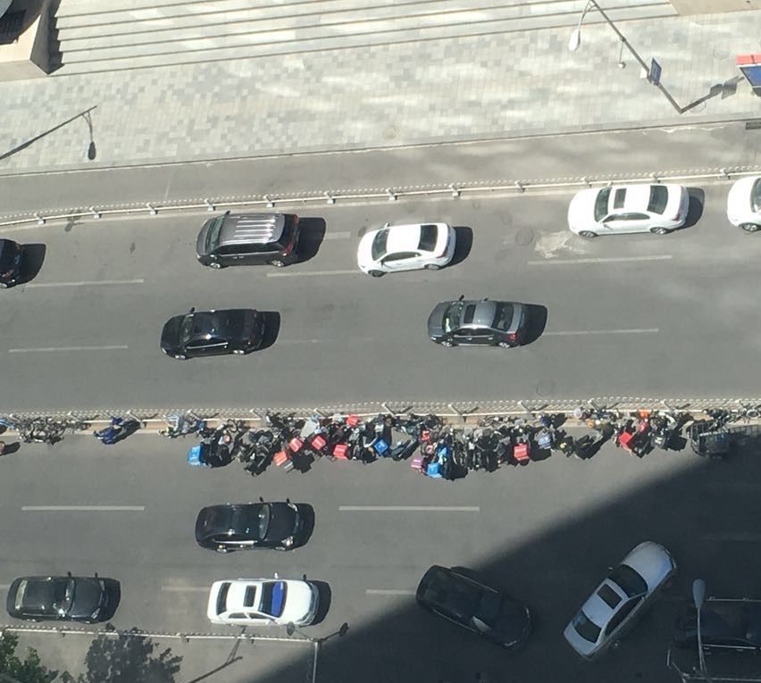 丽华快餐规定多长时间送达,丽华快餐日配送量