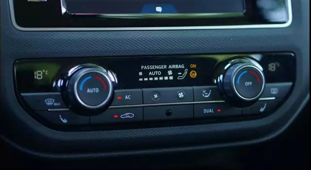 观致5感觉起步太重了,观致5乘坐空间