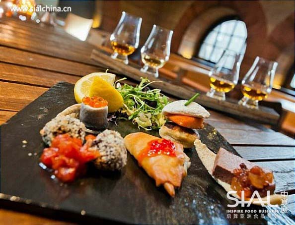 威士忌可以搭配什么小吃,单一麦芽威士忌配什么美食