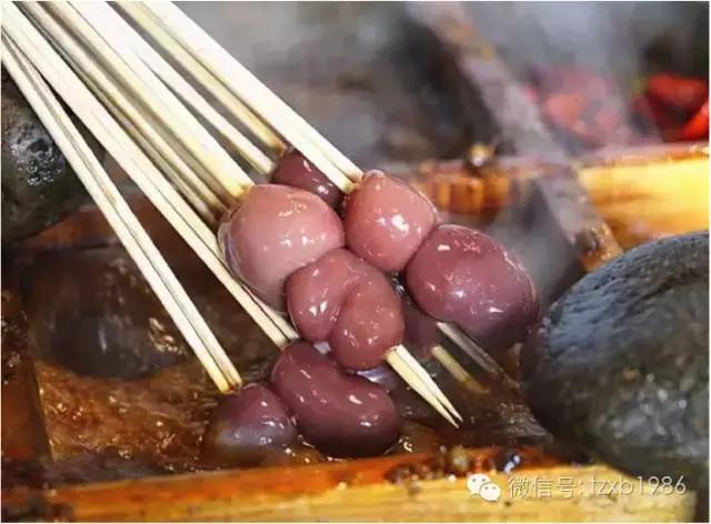 来这家店的人，五行缺火，八字欠辣，还是条真汉