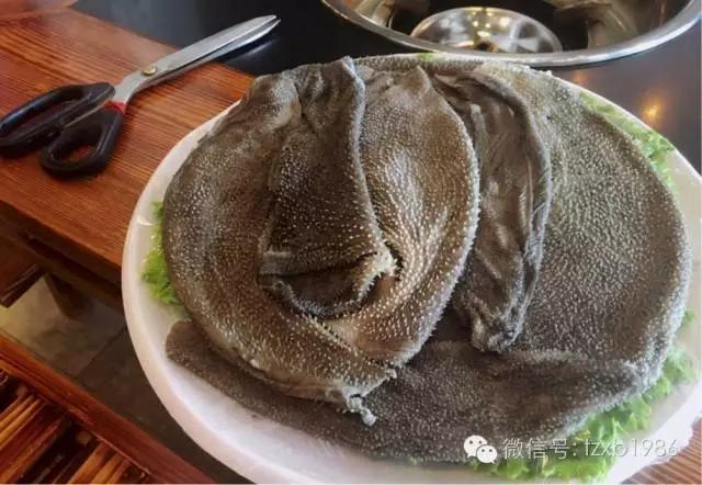 来这家店的人，五行缺火，八字欠辣，还是条真汉