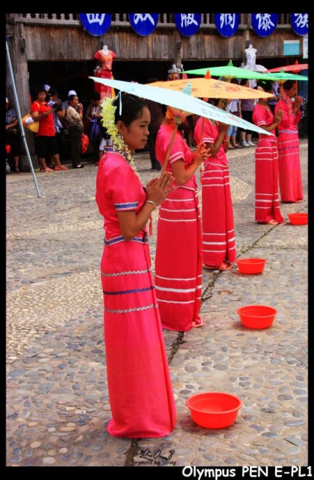 爱你所以气你,爱你所以放你走歌曲