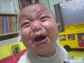 青春痘经常被家长忽视,一岁半宝宝长青春痘