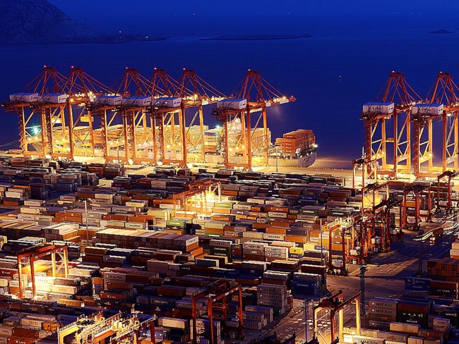 路虎揽胜平行和中规有什么不一样 (奔驰g63中规车与平行车优劣)