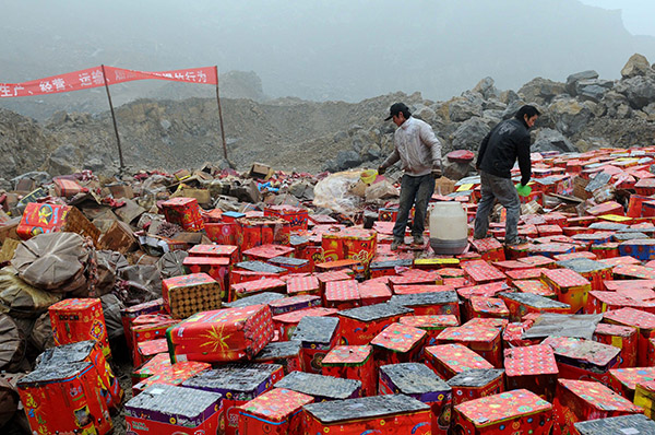 盘点｜从盗版VCD到劣质卫生巾：那些年查处的假冒伪劣商品