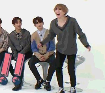 「GOT7」「分享」180310《周偶》新增“GOT7召唤鸟宝宝的声音”环节令人崩溃的操作……