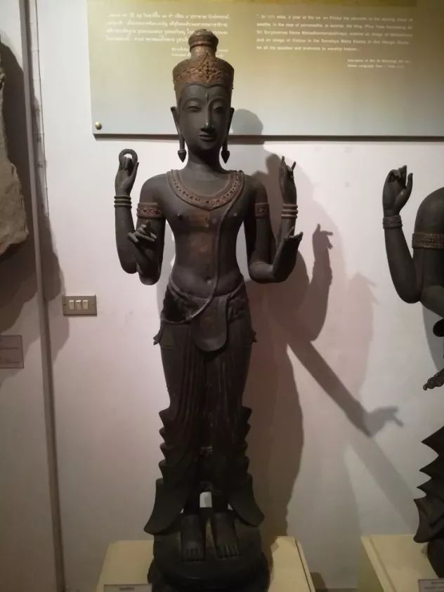 君行体验官专栏丨他在佛之国度，邂逅了一场浪漫