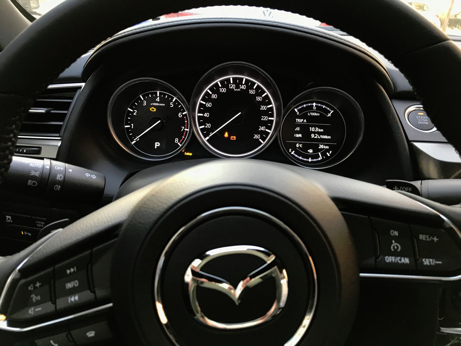 18款银色阿特兹2.5尊崇版二手车,银色阿特兹实车