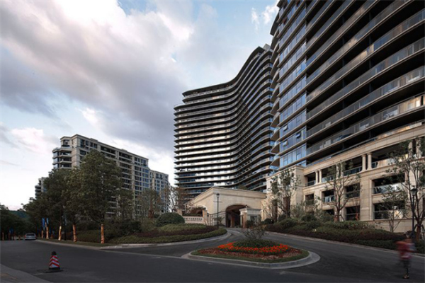 公寓产权40到期怎么办,40和70年产权到期续费标准