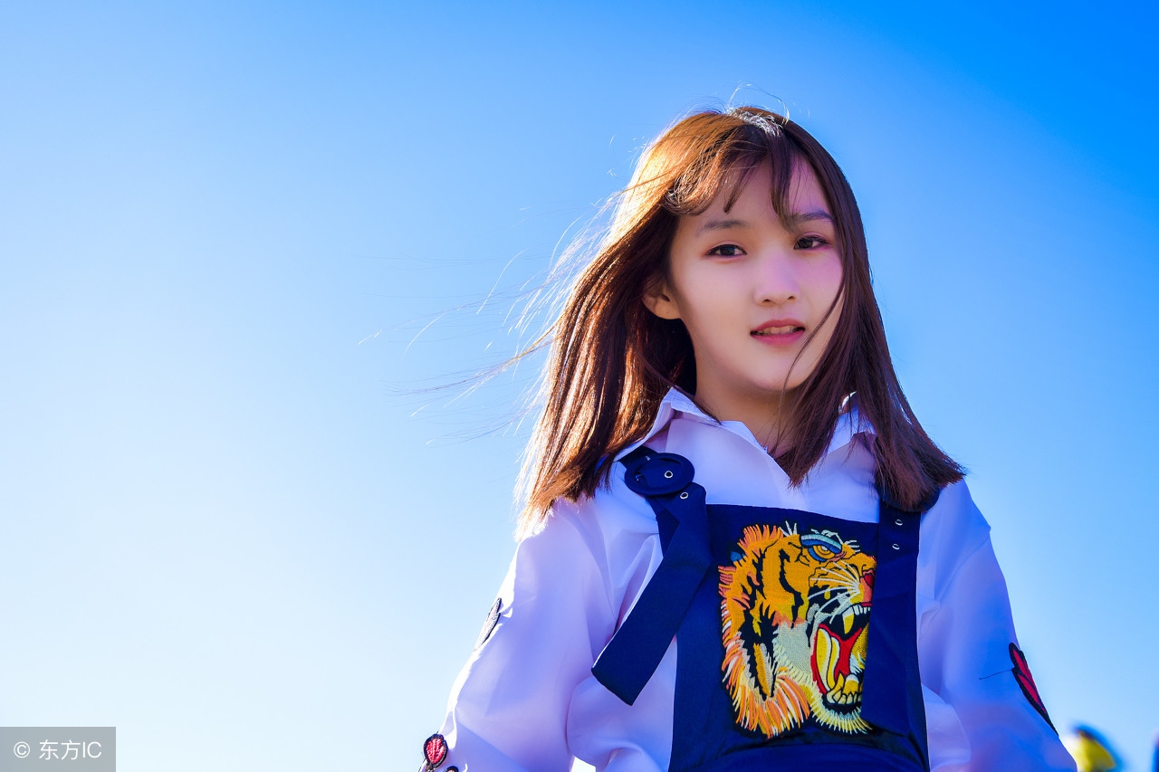 初一数学两条直线的位置关系垂直,数学直线与平面的位置关系例题