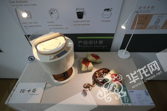 重庆一高校t台走秀,重庆高校惊现梅花鹿