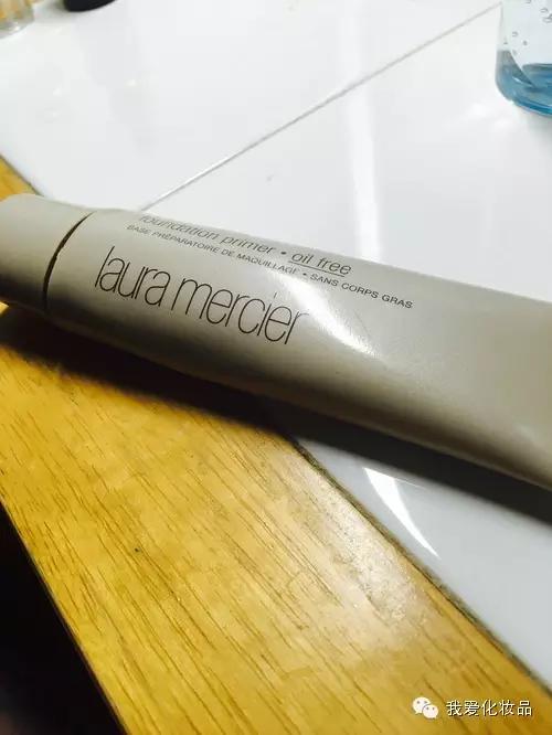 油皮痘肌适合的护肤品牌子,混油皮痘肌适用的护肤品推荐