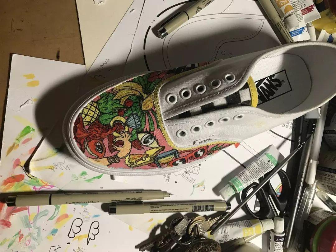 2021涂鸦板鞋流行,涂鸦板鞋