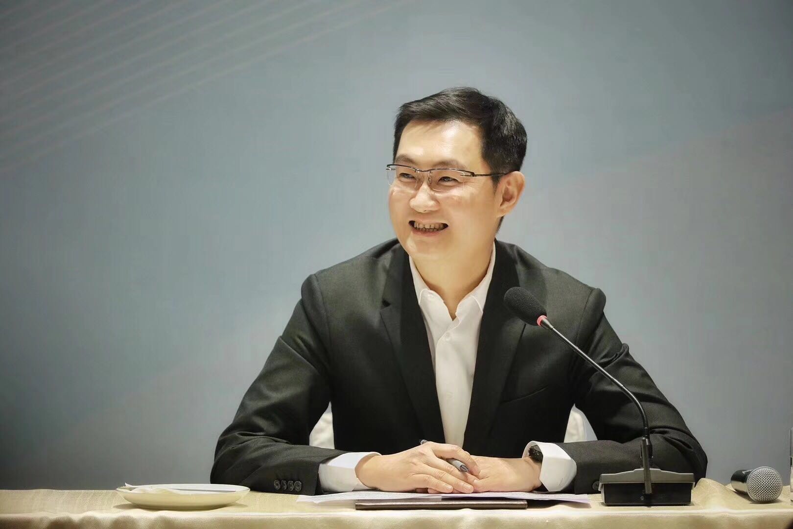 2017年腾讯手游收入高达628亿，独享54%的中国手游市场