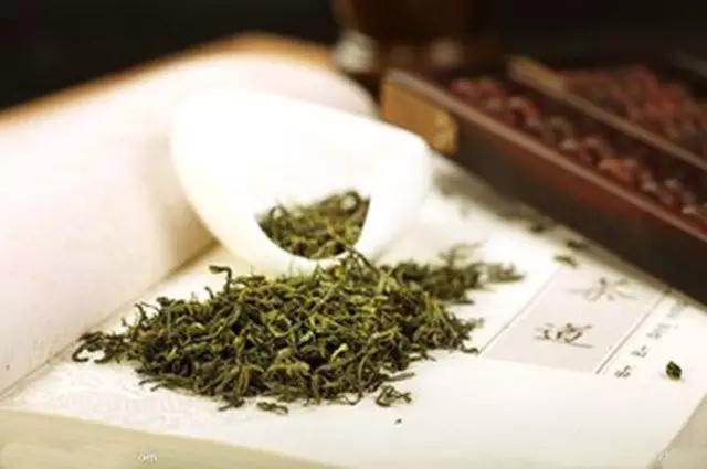 这些夏天的喝茶小常识你知道多少,炎热的夏天喝点清凉的茶