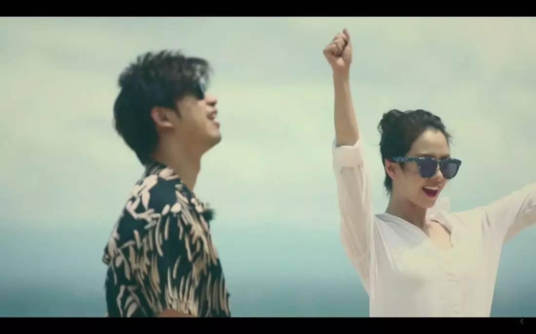 造吗？你和爱豆的距离，只差一副太阳镜~