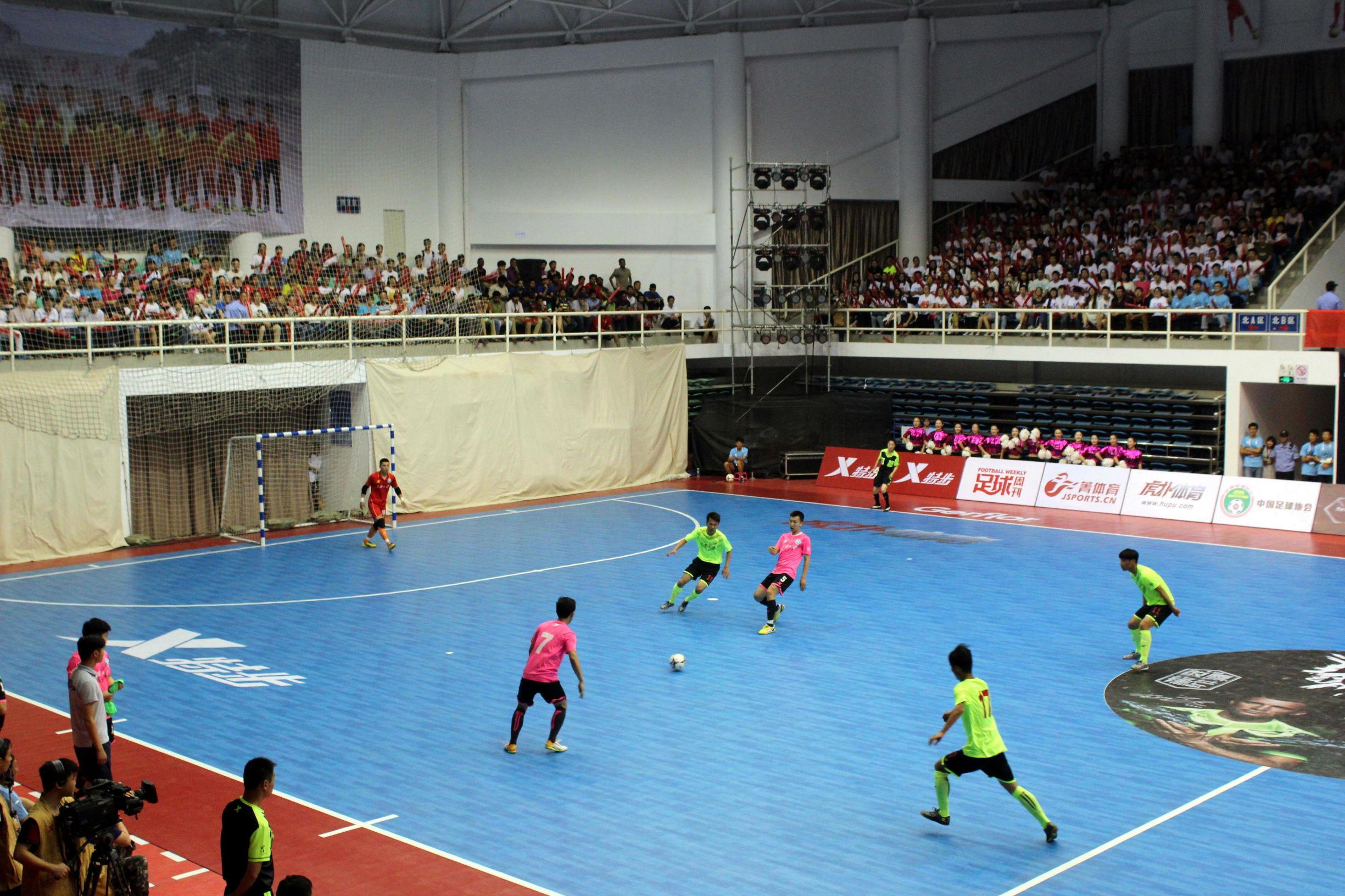 特步中国大学生,特步大学生五人制足球