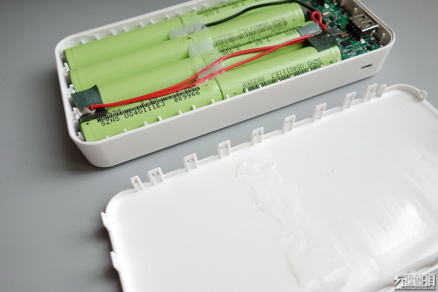 羽博充电宝s20,羽博移动电源20000毫安咋样拆开