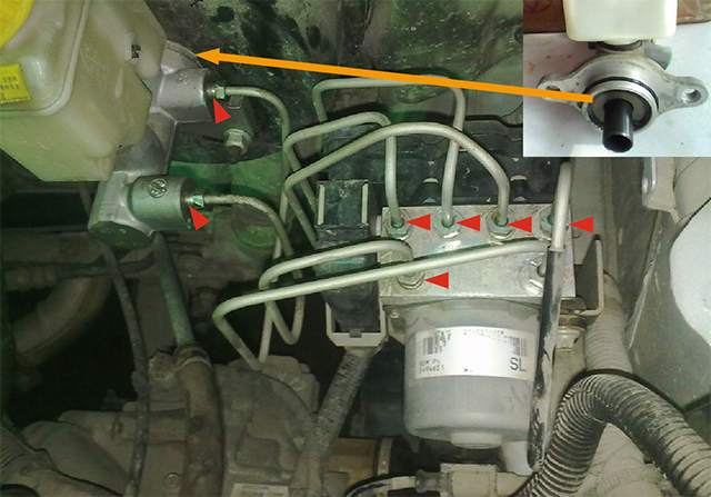 博越pro底盘有漏油是什么原因,汽车底盘漏油是什么原因