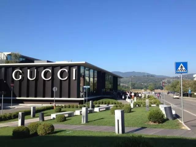 全球必去十大购物中心,全球值得去的地方排行榜