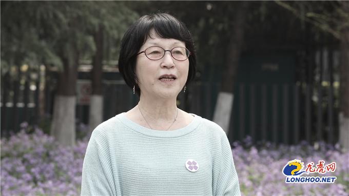 清明悼念英烈朗诵视频,感人催泪的清明烈士陵园