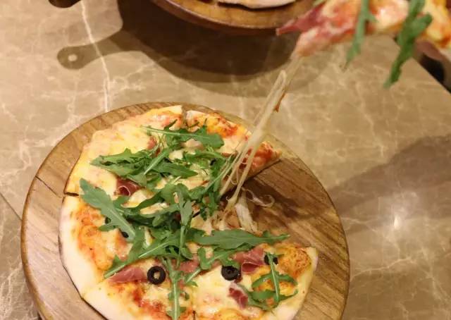 MixcTime丨如何花不到四十软妹币，在一家腔调西餐吃到