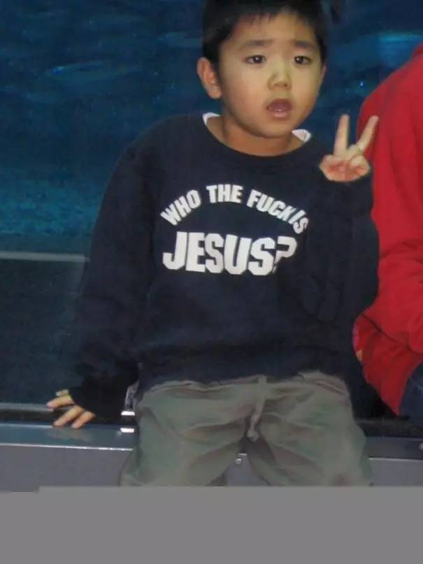 套路太深！我在也不敢买英文T恤了......