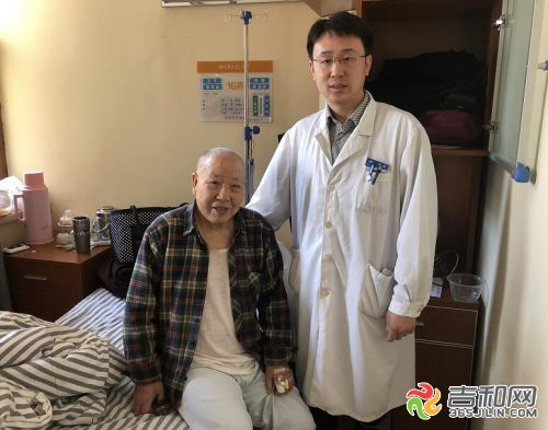 80岁老人脸疼,80岁老人继发三叉神经痛