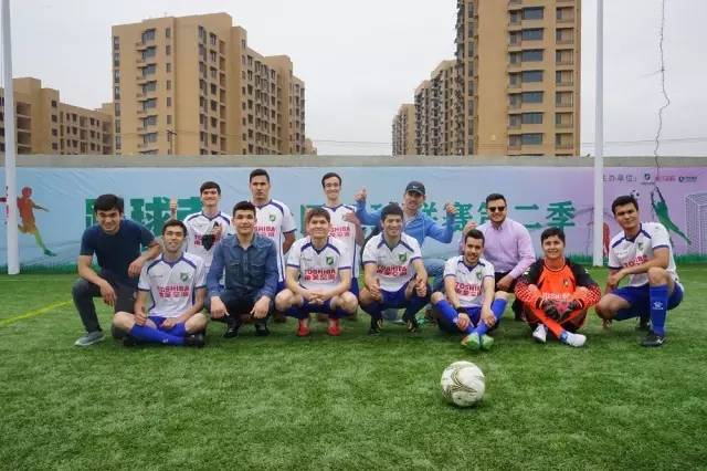 决赛加闭幕式！本周六，跟着踢球去一起到杨柳郡去嗨！