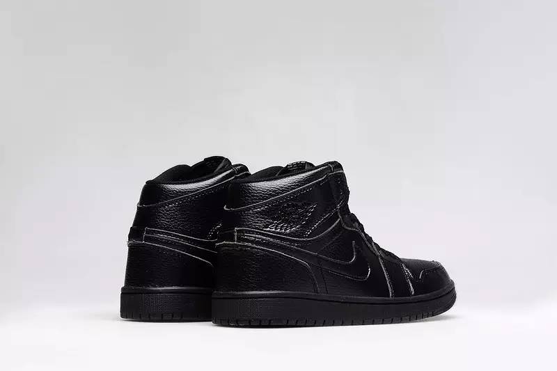 黑色防水黑武士鞋,小黑鞋测评推荐