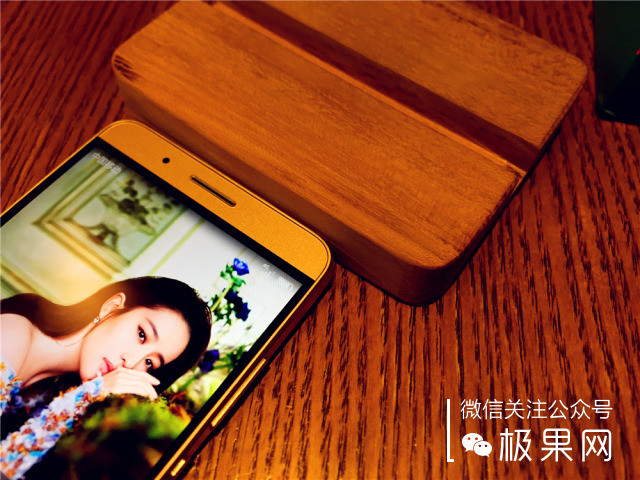 荣耀7i十天使用感受，拍照出众手感细腻