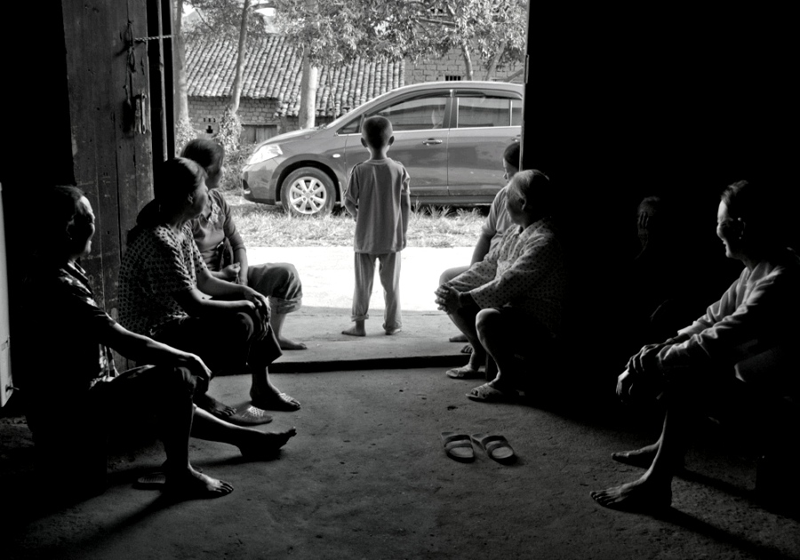 月白风清春华秋实,满仓和静梅爱情