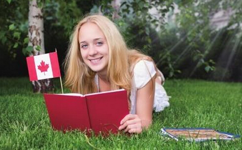 加拿大留学生请三思后再回国,加拿大留学怎样才不会被拒签