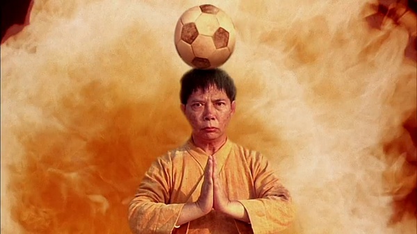 《少林足球》“大师兄”因病爆肥23公斤70岁大陆拍戏谋生存