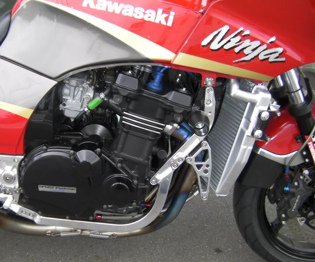 老款川崎z900摩托车价格,老款川崎z900电控