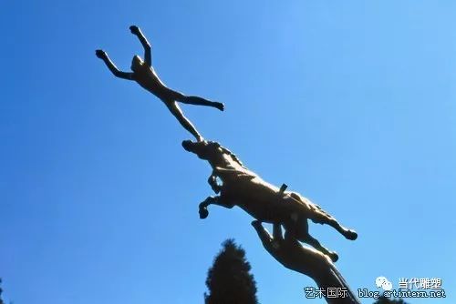 米勒斯,米勒斯雕塑