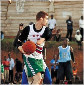 独臂篮球少年一夜成名背后的悲哀,独臂哥篮球的故事