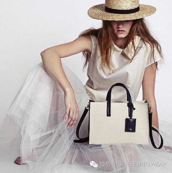 傲娇|老子背的这只包，谁敢说它不时髦