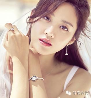 裸色系眼影棒,裸色眼影棒画法