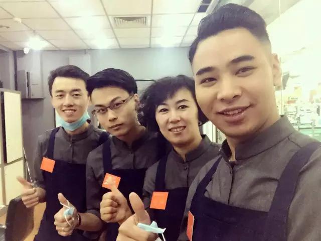 在一家公司很久的文案,在一家设计公司做文案工作