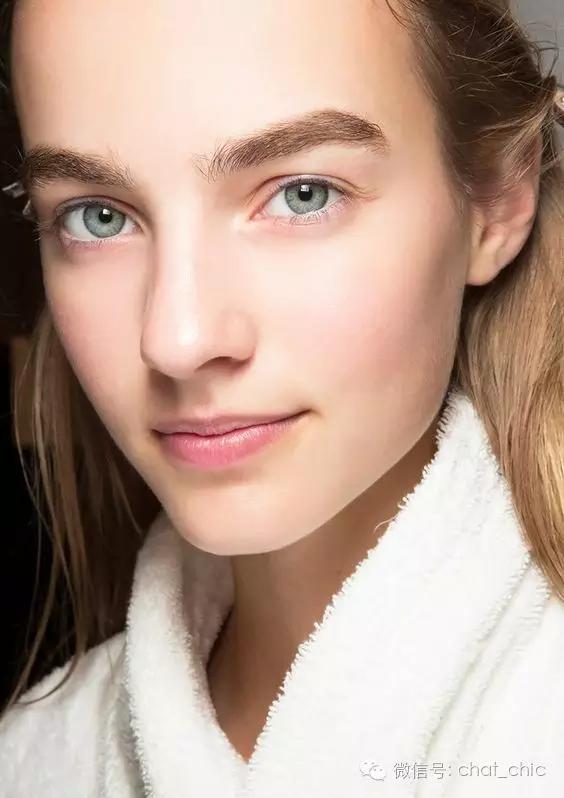 人生的第一刷蜜粉,怎样下手?