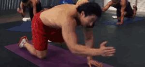 史上简单粗暴虐腹技能,肌肉硬汉教你全面虐腹,虐出腹肌人鱼线