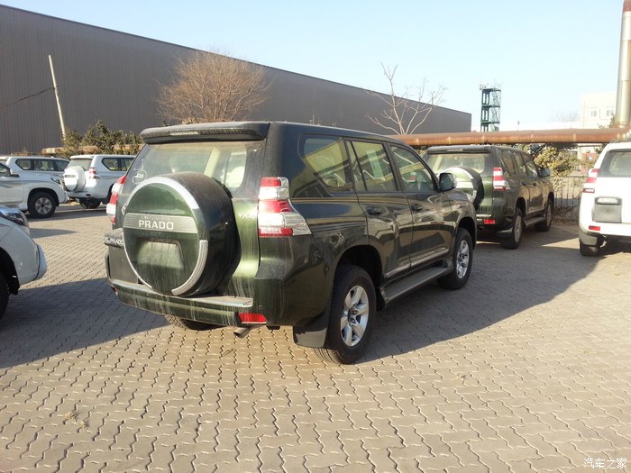 普拉多4000和兰德酷路泽4000油耗,lc250普拉多2.4t百公里油耗