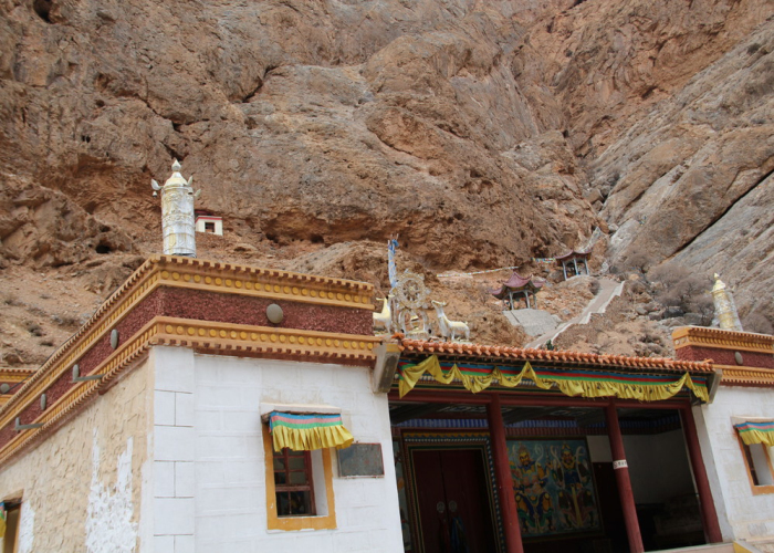 穿越阴山浮生若梦