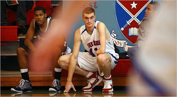 独臂篮球的励志视频,独臂球员励志故事视频