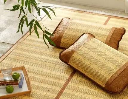 凉席上沾了血怎么处理,什么样的凉席不适合宝宝