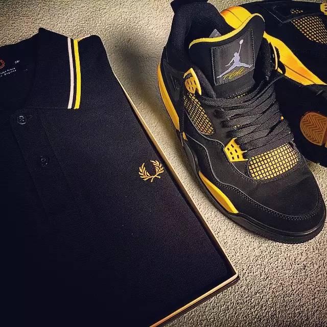 头条|Jordan4史上超人气的11款绝美配色！“乔4大年”就是今年了