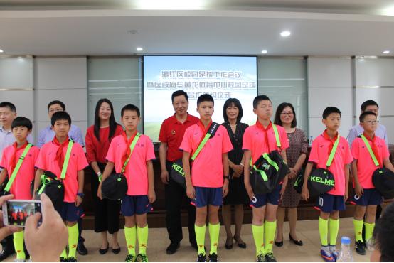 中国未来会出足球巨星吗,足球小将来了完整视频