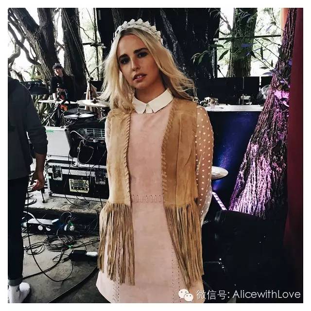 一个征服了莓莓与《神秘博士》女主的英伦品牌，附设计师越洋八卦回应